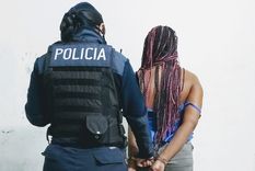 Vistosa Con ese peinado, fue fácil identificarla. Vistosa Con ese peinado, fue fácil identificarla.