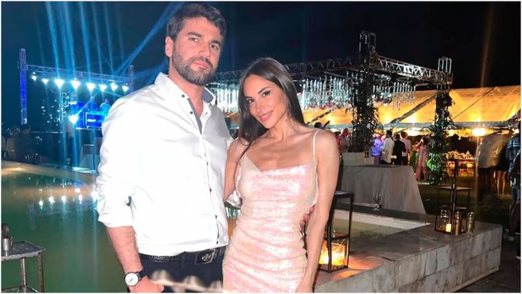 Tras más de diez años de amor, la bailarina y Octavio Cattaneo decidieron poner fin a su historia. Tras más de diez años de amor, la bailarina y Octavio Cattaneo decidieron poner fin a su historia.