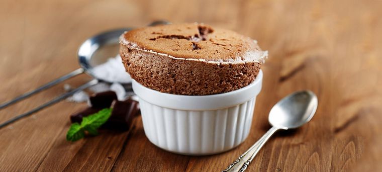 Un delicioso soufflé de chocolate para endulzar tu día