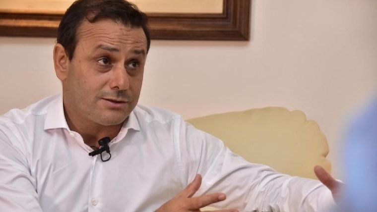 Campaña El gobernador se puso al frente de la campaña.