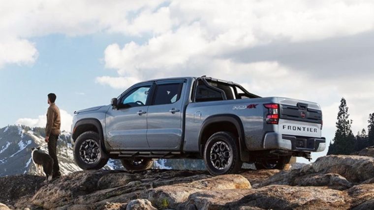 Nissan Frontier V6 PRO-4X NISMO