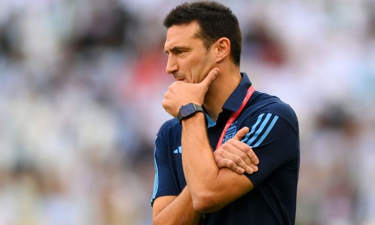 Lionel Scaloni, preocupado por los jugadores de la Selección que salieron lesionados en la Europa League. Foto: @Argentina