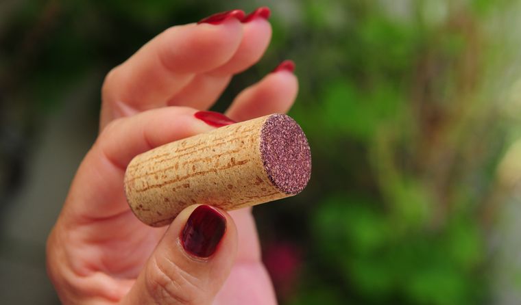 El corcho puede tener usos muy útiles. El corcho puede tener usos muy útiles.