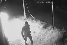 video: incendiaron una unidad basica de la campora video: incendiaron una unidad basica de la campora