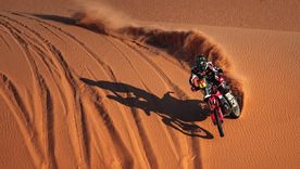 Ricky Brabec encabeza ahora la general del Rally Dakar tras una corrección oficial de tiempos en la Etapa 10. Ricky Brabec encabeza ahora la general del Rally Dakar tras una corrección oficial de tiempos en la Etapa 10.