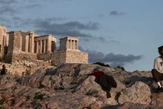 Cómo la crisis económica ayudó a Grecia a combatir la pandemia
