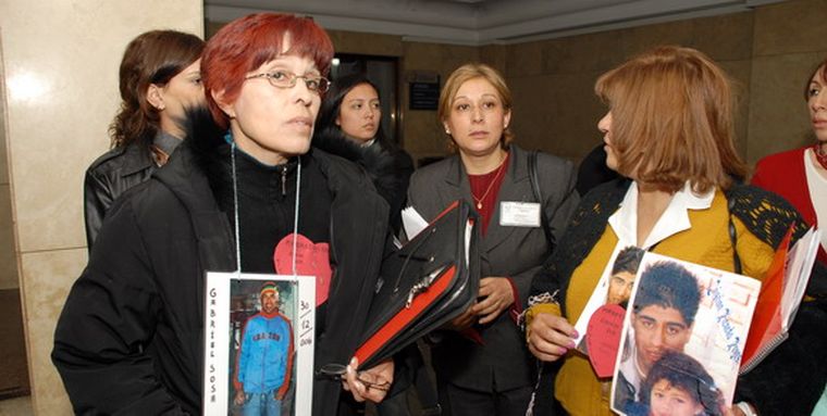 Raquel Ledesma, vocera de las madres, sufrió la muerte de su hijo Gabriel Sosa en Diciembre de 2006. Foto: NACHO GAFFURI