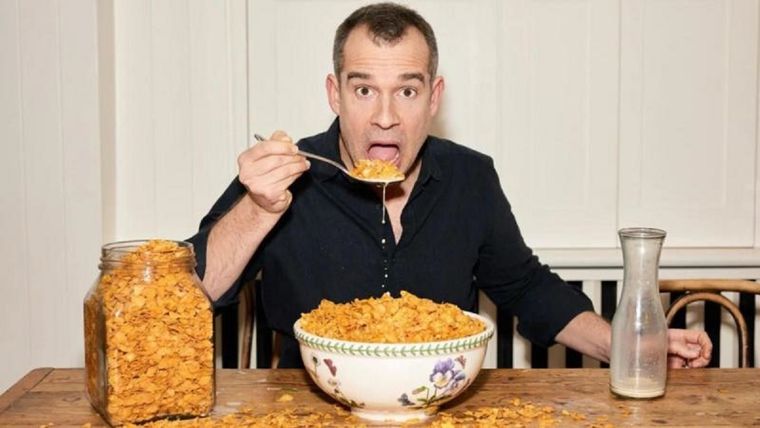 El doctor Chris van Tulleken aboga por una mayor regulación de los alimentos ultraprocesados. Foto: Jonny Storey 2023