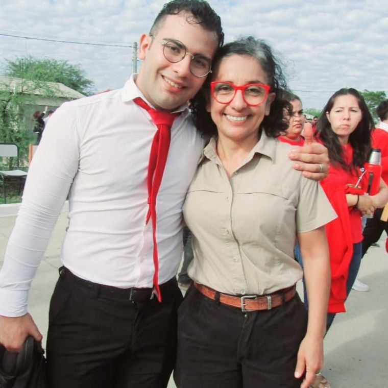 César Sena y Marcela Acuña Foto: Facebook