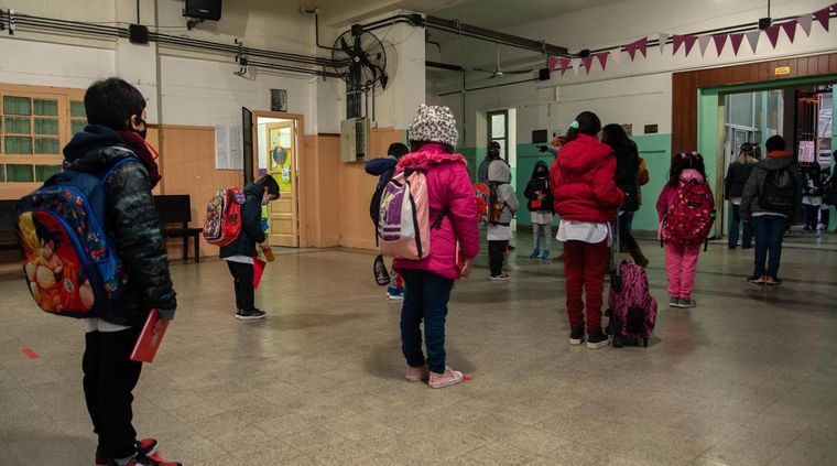 Provincia de Buenos Aires está regresando a las clases virtuales. Foto: TELAM