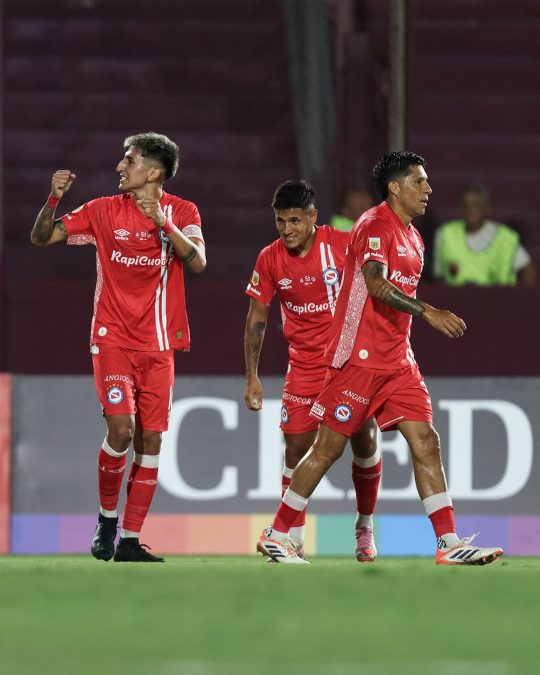 Enzo Pérez Argentinos Juniors