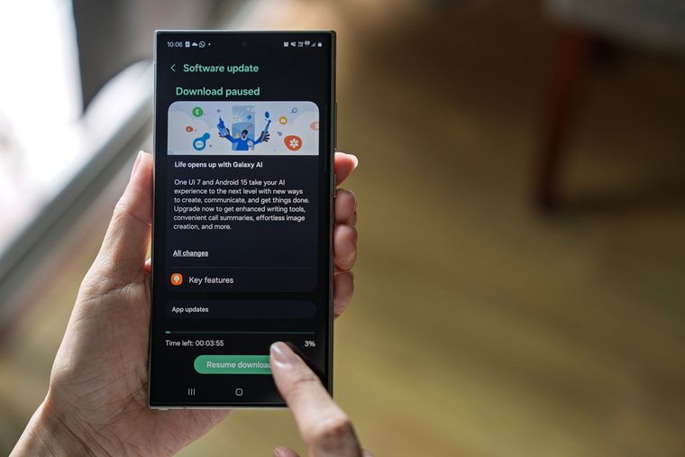 La función de Samsung usa inteligencia artificial para evitar enviar fotos comprometedoras. La función de Samsung usa inteligencia artificial para evitar enviar fotos comprometedoras.