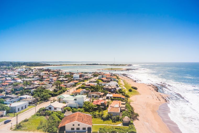 Una ciudad para descansar rodeado de aves y playa. Una ciudad para descansar rodeado de aves y playa. 