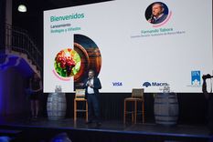 Banco Macro presentó un producto especialmente diseñado para las necesidades financieras del sector vitivinícola. Foto: Santiago Tagua/MDZ