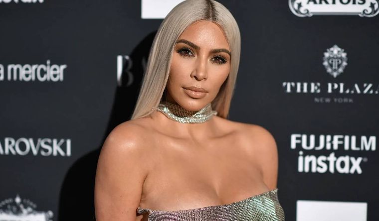 Kim Kardashian, mucho más permisiva y relajada.