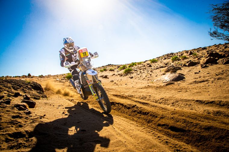 Luciano Benavides, el primer motociclista en repetir victoria. Foto: Shakedown Team