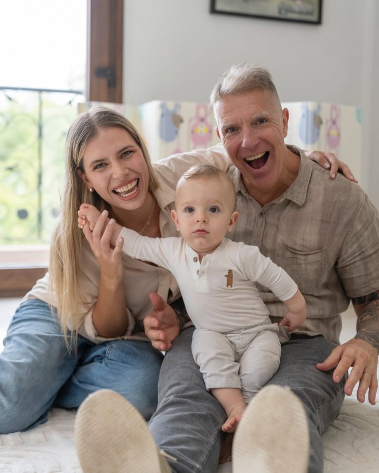 ¡Familia feliz! ¡Familia feliz!