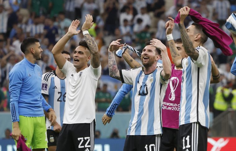 A pesar de la derrota del primer partido del Mundial, Argentina logró llegar a la final. Foto: EFE