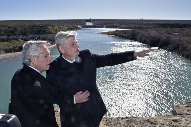 Alberto Fernández junto al gobernador de La Pampa Foto: La Pampa