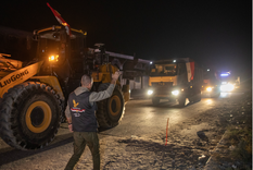 Equipos egipcios cruzan a la Franja de Gaza