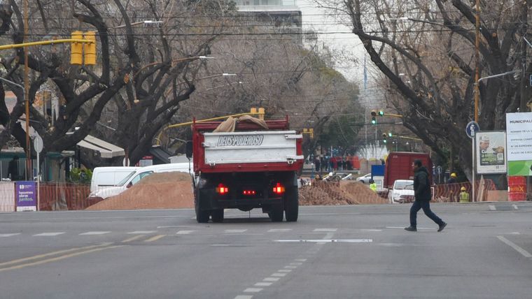 Las obras en la calle Sarmiento comenzaron el 7 de julio. Las obras en la calle Sarmiento comenzaron el 7 de julio.
