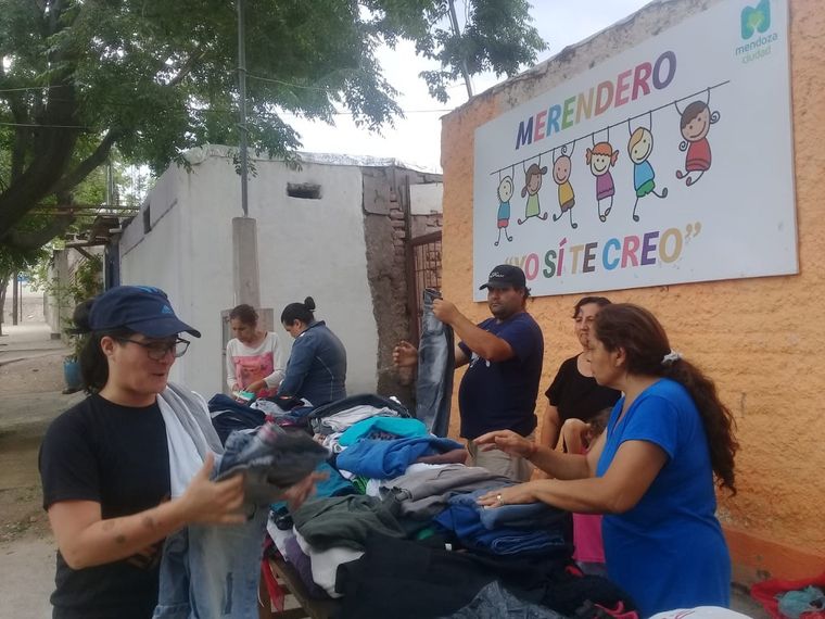El comedor Yo sí te creo también realiza iniciativas solidarias para ayudar a las personas con ropa
