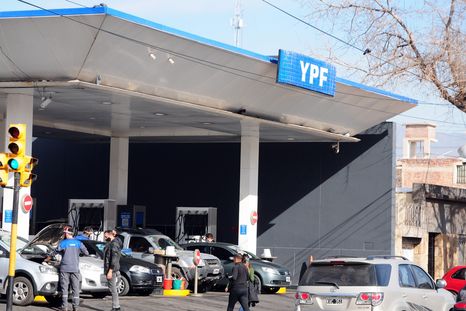 Cómo hacer que cargar nafta sea más barato. Cómo hacer que cargar nafta sea más barato.