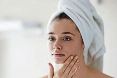 El peeling, también conocido como exfoliación, es un tratamiento que se suele hacer en invierno y consiste en mejorar y suavizar la piel. Foto: Archivo