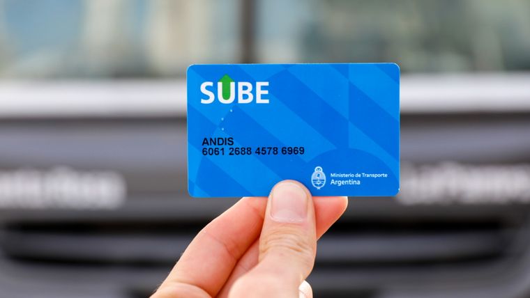 Usuarios del transporte público deben revisar el saldo disponible en la SUBE ante los nuevos valores de mayo.