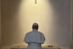 León XIV oró ante la tumba de Francisco en Santa María la Mayor. Foto: NA. León XIV oró ante la tumba de Francisco en Santa María la Mayor. Foto: NA.