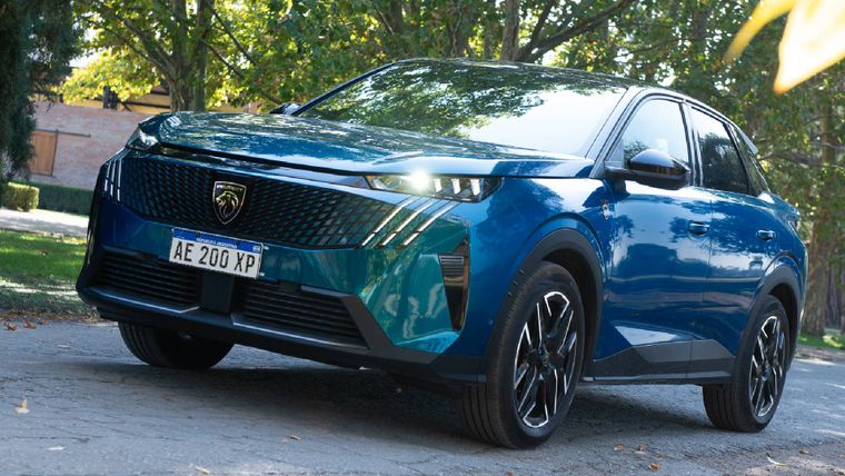 Así es el nuevo Peugeot 3008 GT: más equipamiento y precio confirmado