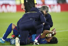 Lamine Yamal ya conoce cuál es la gravedad de su lesión y cuanto tiempo tiene de recuperación. Lamine Yamal ya conoce cuál es la gravedad de su lesión y cuanto tiempo tiene de recuperación.