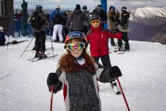 Los centros de esquí se preparan para las vacaciones de invierno que empiezan en julio. Foto: Telam