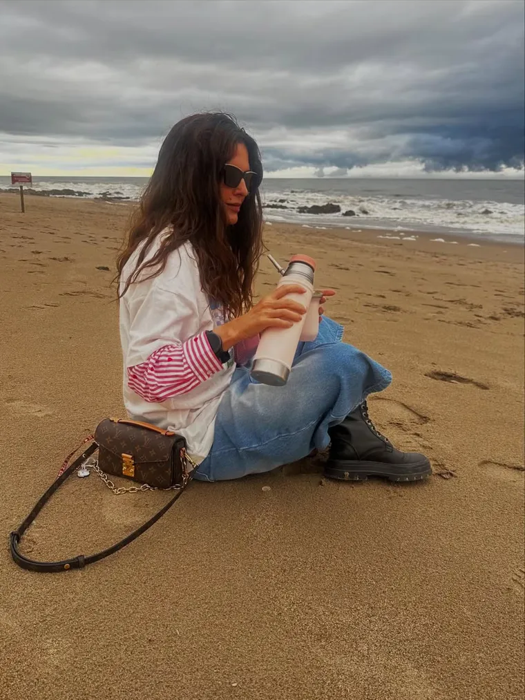 Denim, oversized y Louis Vuitton. Denim, oversized y Louis Vuitton.