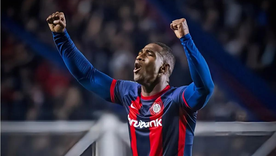 Jhohan Romaña fue fulminado por un dirigente de San Lorenzo. Jhohan Romaña fue fulminado por un dirigente de San Lorenzo.