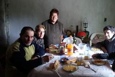 voluntariado: visitan familias rurales con una especial tradicion de semana santa voluntariado: visitan familias rurales con una especial tradicion de semana santa