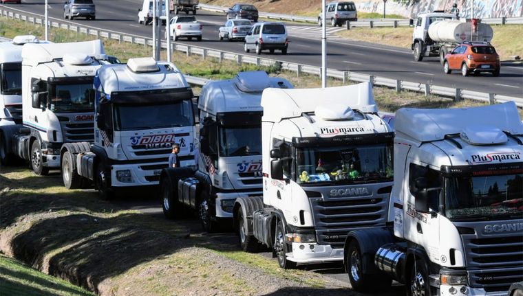 Camioneros acordó una nueva escala salarial para diciembre.