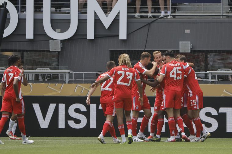 Bayern Múnich aplastó por 10-0 al Auckland City. Foto: EFE