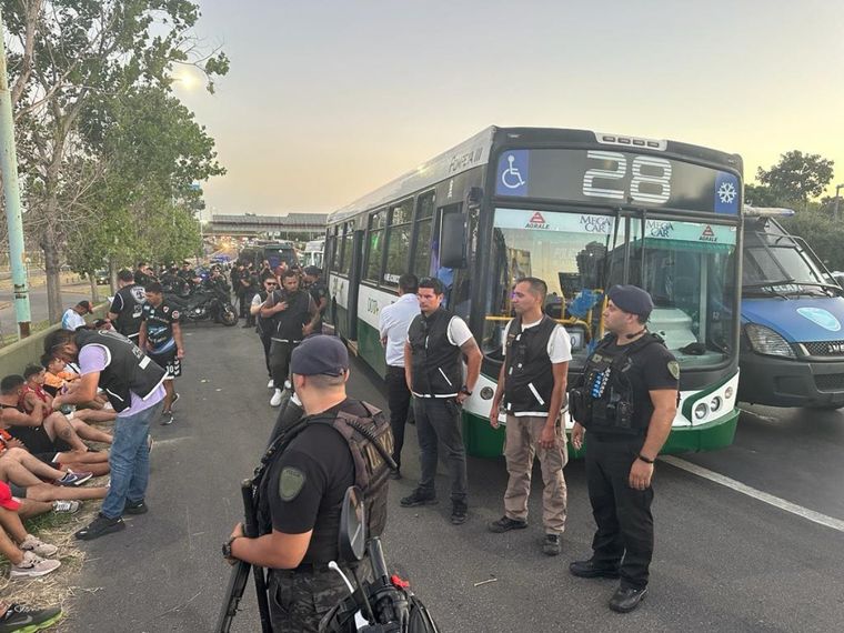 Cerca de 30 detenidos que ya fueron liberados. Foto: Gentileza