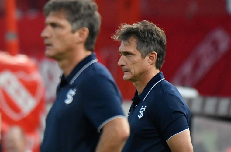 Guillermo Barros Schelotto pierde a una pieza clave en Vélez.