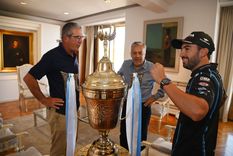 Recibimiento para el campeón. Foto: Cuenta de Alfredo Cornejo en X.