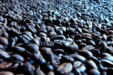 El café helado es café enfriado con hielo. El café preparado en frío, por otro lado, es café preparado a una temperatura fría. Foto: Pixabay