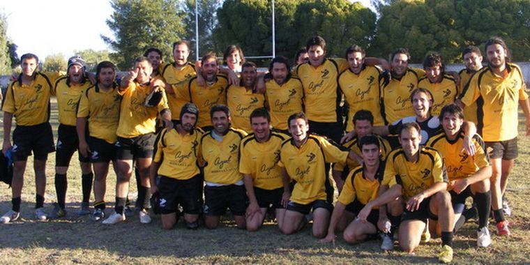 Los Cuervos Rugby Club de Tunuyán.