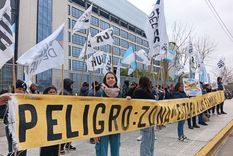 protesta en mercado libre: apuntan contra galperin y milei