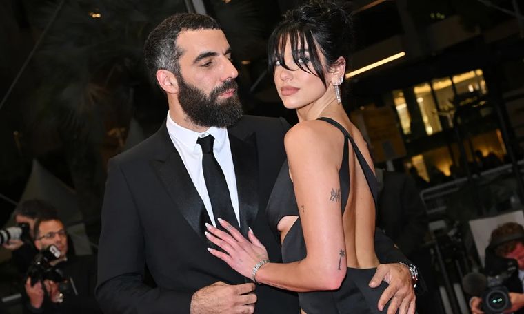 Conocé todo sobre Romain Gravas, el nuevo novio de Dua Lipa Dua Lipa presentó a su nuevo novio, Romain Gravas en el Festival de Cannes 2023. Foto: Getty Images