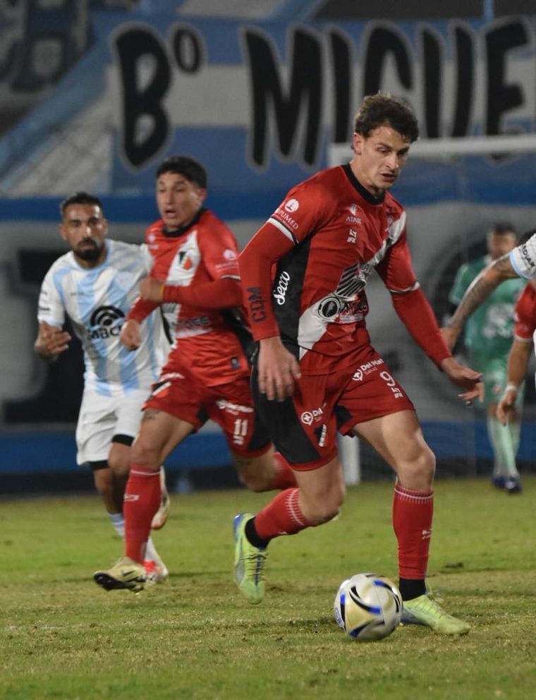 Pio Bonacci es el goleador del Deportivo Maipú