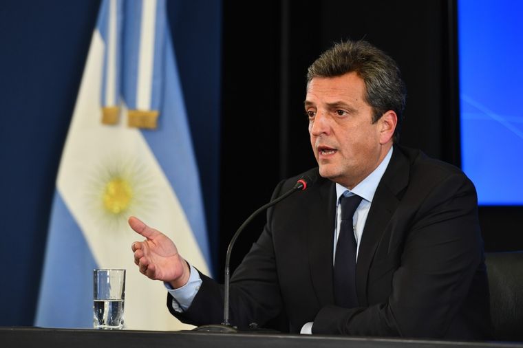 Massa analiza un alivio en el pago de impuesto a las Ganancias Foto: Archivo