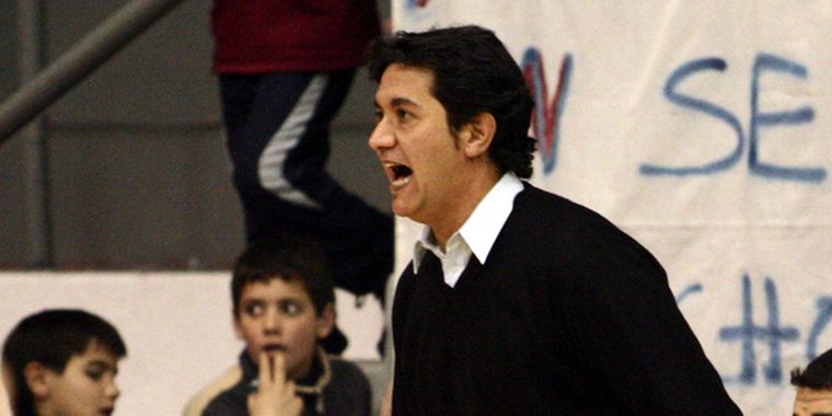 Walter Gutiérrez ya diagrama la estrategia  para afrontar el último partido de la temporada en la provincia de Córdoba. Foto: MDZ