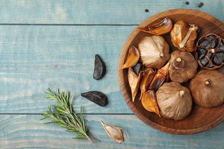 El ajo negro ayuda a controlar los niveles de colesterol Foto: Shutterstock
