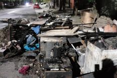 Todas las pertenencias de la familia afectada por el incendio quedaron destrozadas Foto: Gentileza